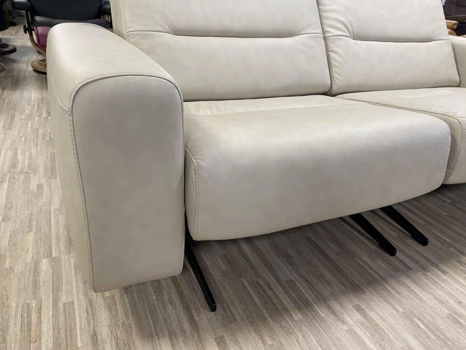 Stressless 2-Sitzer-Sofas|Sofa Stella 2-Sitzer Leder Paloma Fog Beige Armlehne S1 Breit Stahlkufe Schwarz Matt