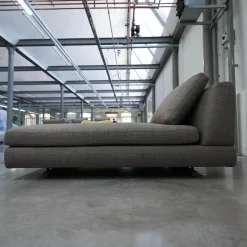 Walter Knoll Daybeds & Recamieren|Sofa Tama Living Bezug Stoff Duala 7672 Chess Grau Kufen Massivholz Nussbaum Geölt Mit Kunststoffgleitern