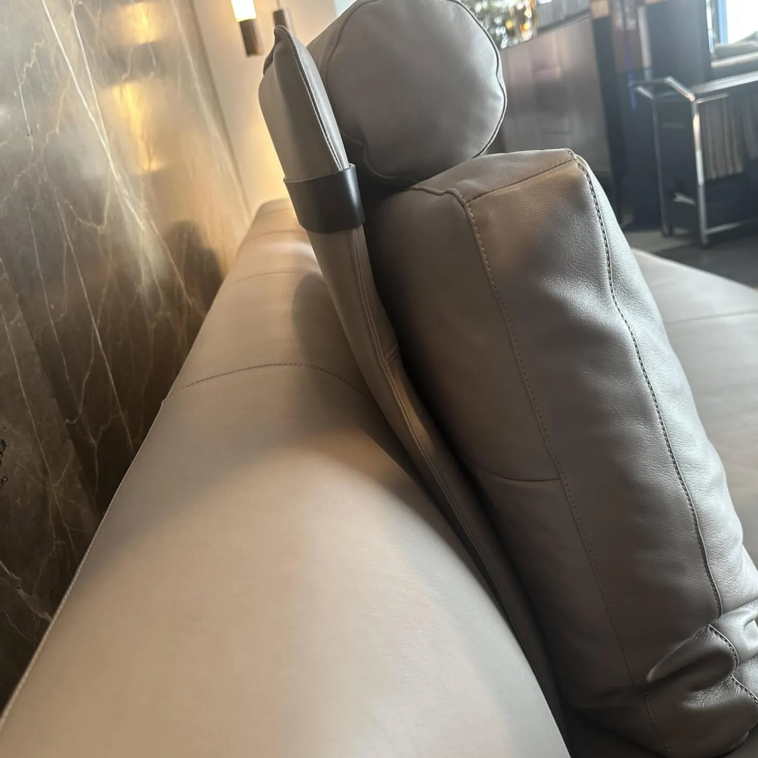 Walter Knoll 2-Sitzer-Sofas|Sofa Tama Living Leder Elen Taupe 1406 Beige Gestell Eiche Geflammt Inklusive Kissen