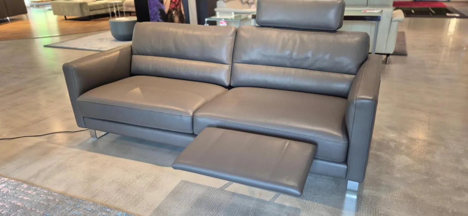 Violetta 2-Sitzer-Sofas|Sofa Tino Leder 80 Nachtgrau mit Kopfstütze und Fußteil