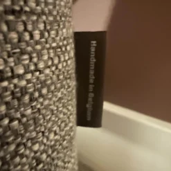 Leda 2-Sitzer-Sofas|Sofa Victoria Bezug Stoff Bravo 18 Grau Füße Standard Holz Wenge Schwarz Ohne Dekokissen