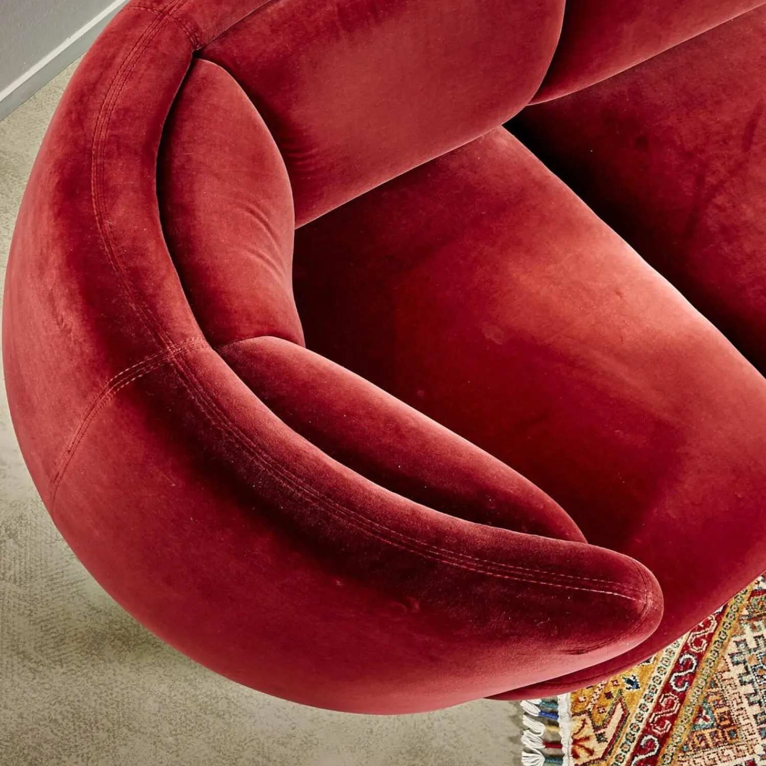 Wittmann 3-Sitzer-Sofas|Sofa Vuelta Lounge Bezug Stoff Velvet Bordeaux Rot Füße Bronze