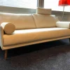 Artanova 2-Sitzer-Sofas|Sofa Zelos Leder L35 Fb. 81 Weiß Füße Holz Braun Geölt