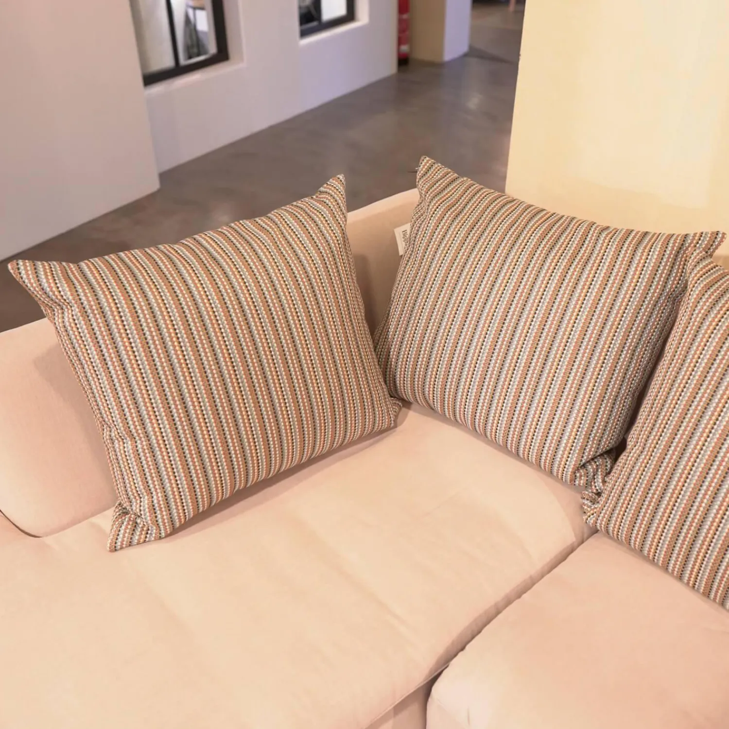 Domicil Ecksofas|Sofaecke Donna Stoff Cozy 073 mit Rückenkissen Stoff Ditton 05