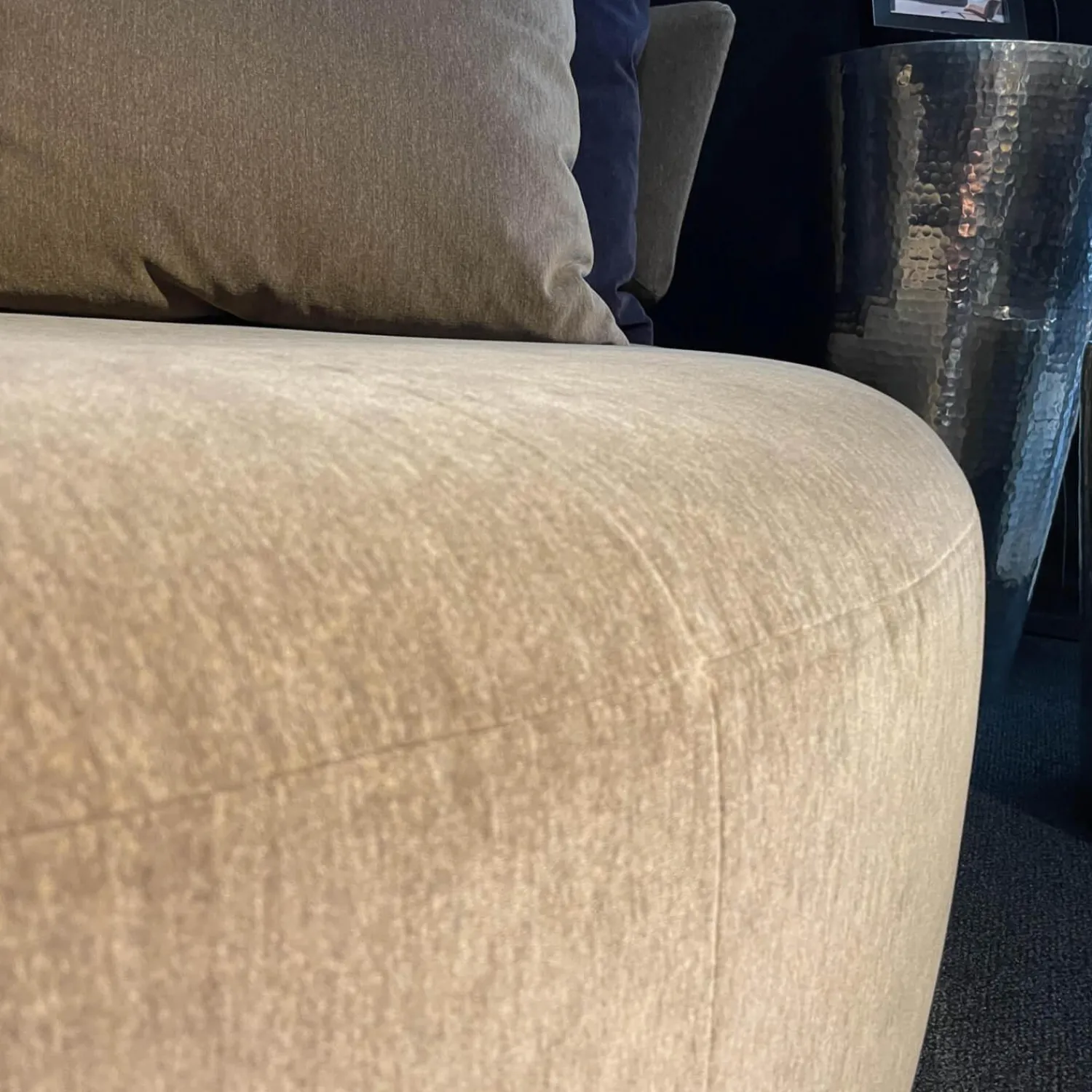 B&B Italia 2-Sitzer-Sofas|Sofainsel Amoenus Maxalto Stoffbezug Grau Inklusive 4 Kissen