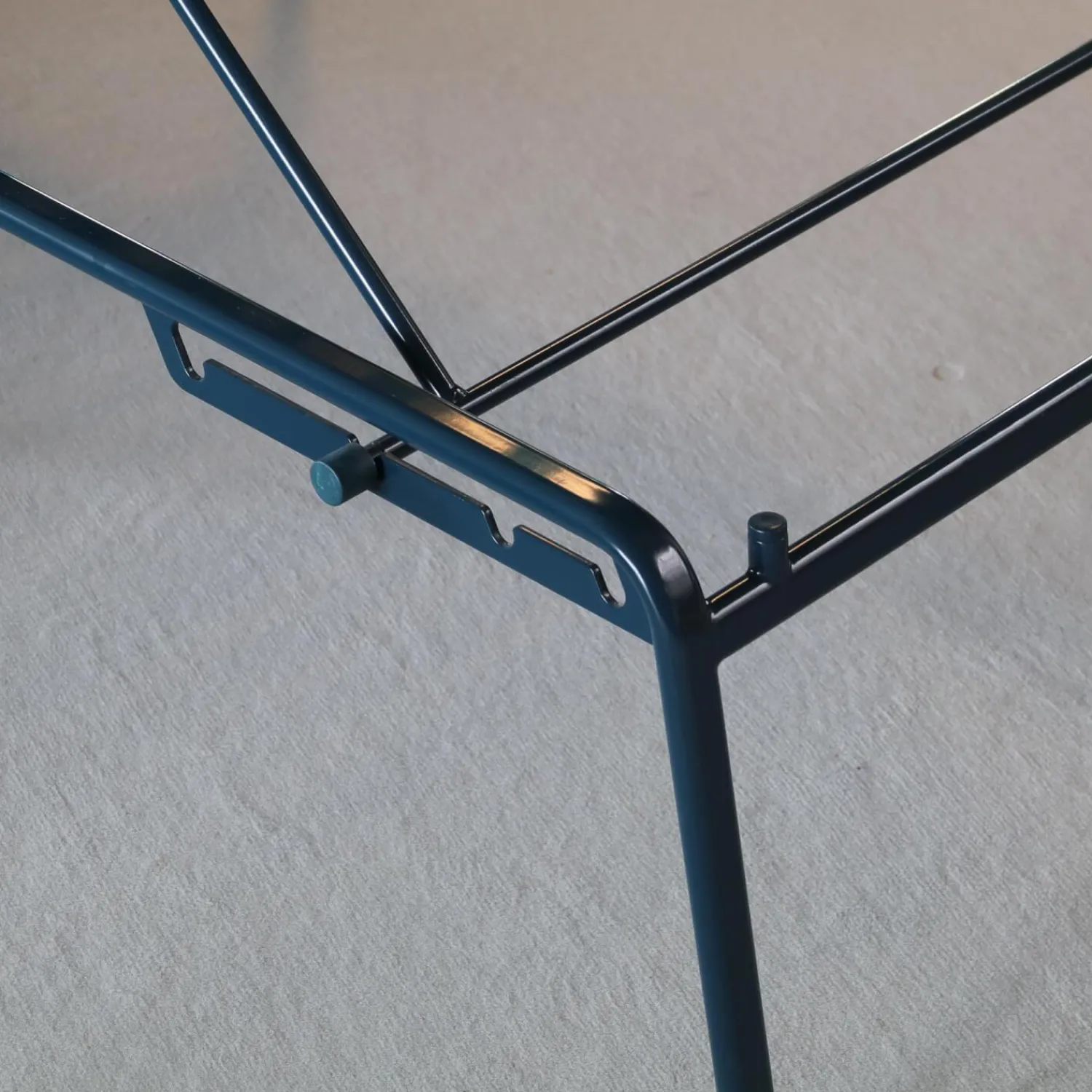 Magis Gartenliegen|Sonnenliege Striped Lettino Gestell Stahlrohr Blau 5062 Sprossen Polyamid Blau 2025 TR