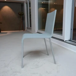 Vitra Einzelstühle|Stuhl 03 Sitzschalenfarbe Hellgrau Untergestell Pulverbeschichtet Silber Glatt