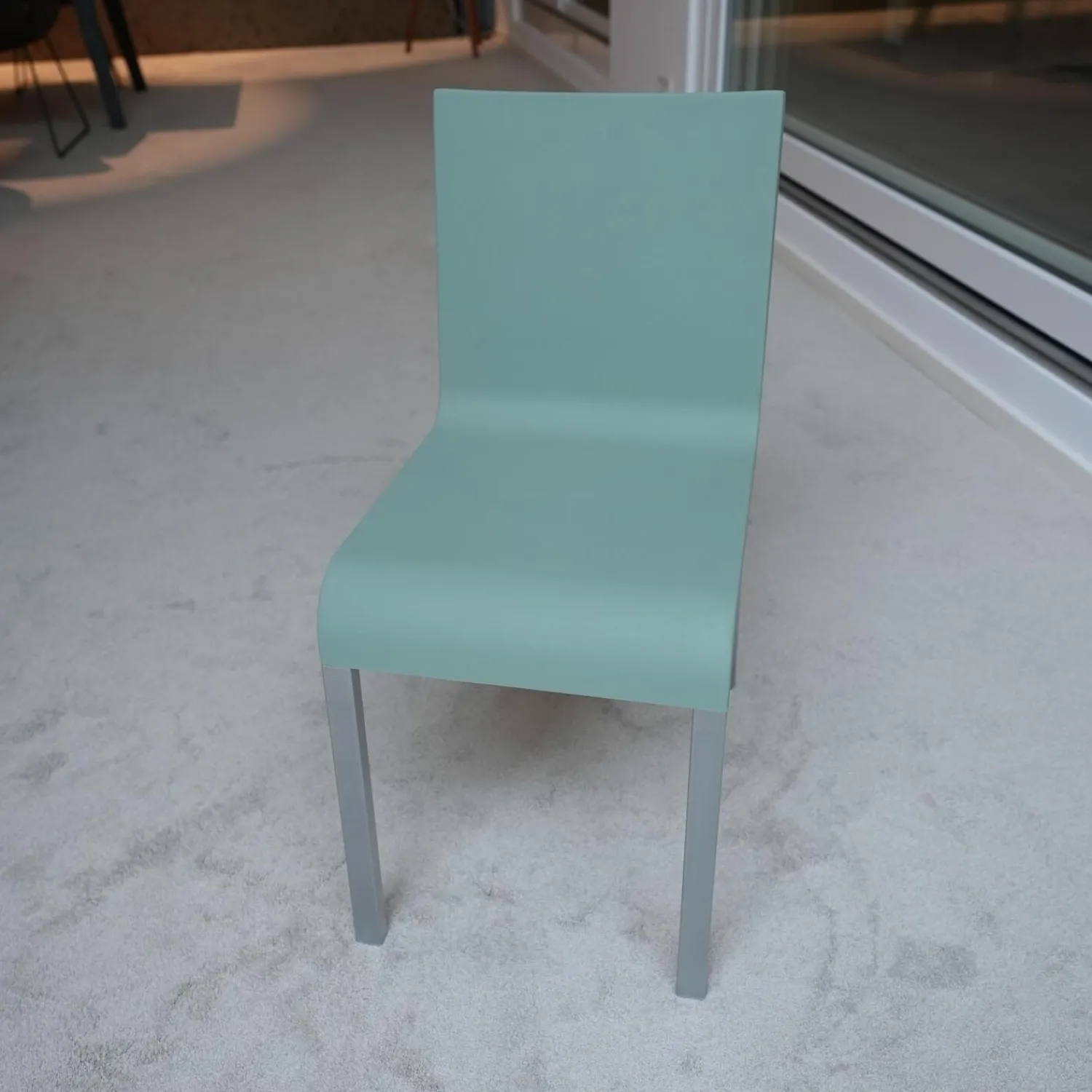 Vitra Einzelstühle|Stuhl 03 Sitzschalenfarbe Mint Untergestell Pulverbeschichtet Silber Glatt