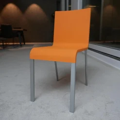 Vitra Einzelstühle|Stuhl 03 Sitzschalenfarbe Mango Untergestell Pulverbeschichtet Silber Glatt