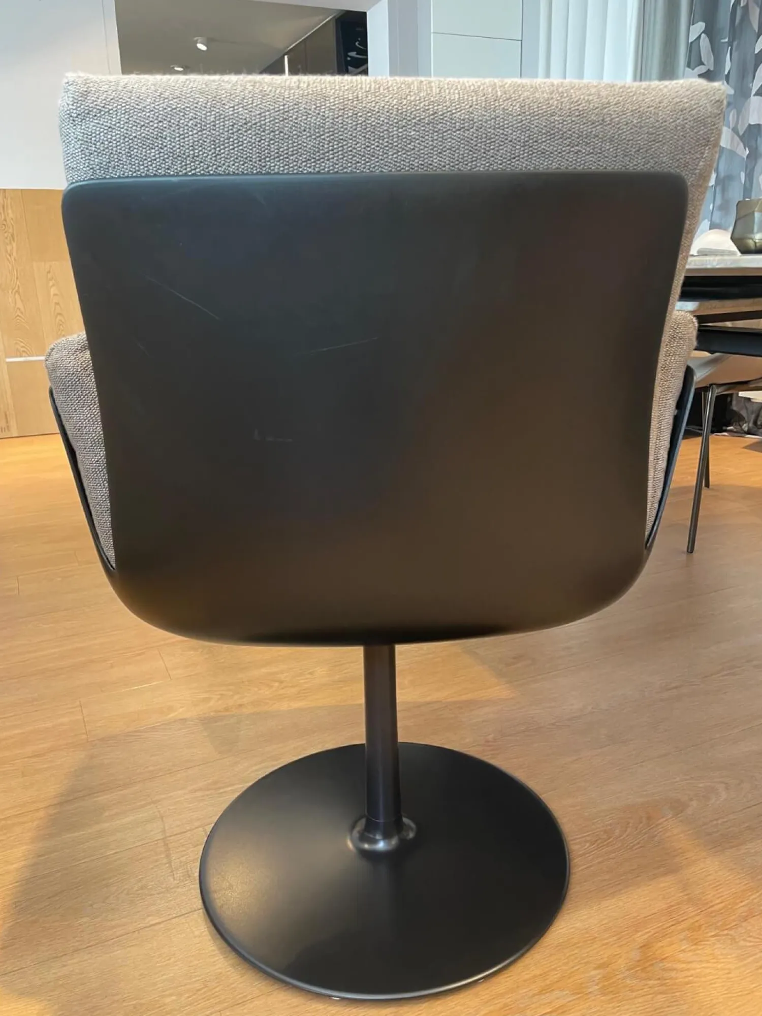 COR Einzelstühle|Stuhl Alvo Stoff 9127 Braun Tellerfuß Schwarz