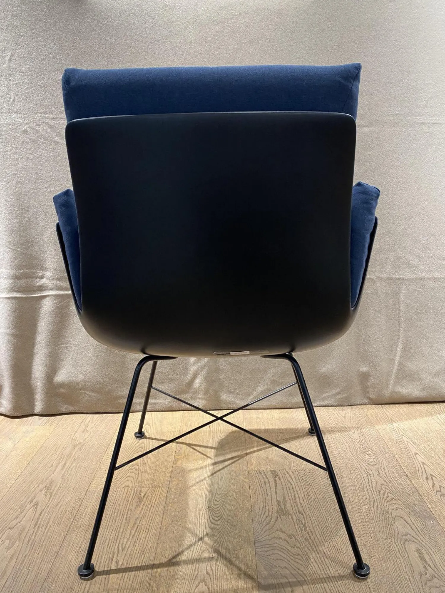 COR Einzelstühle|Stuhl Alvo Stoff 7200 Dunkelblau Gestell M20 Lack Schwarz