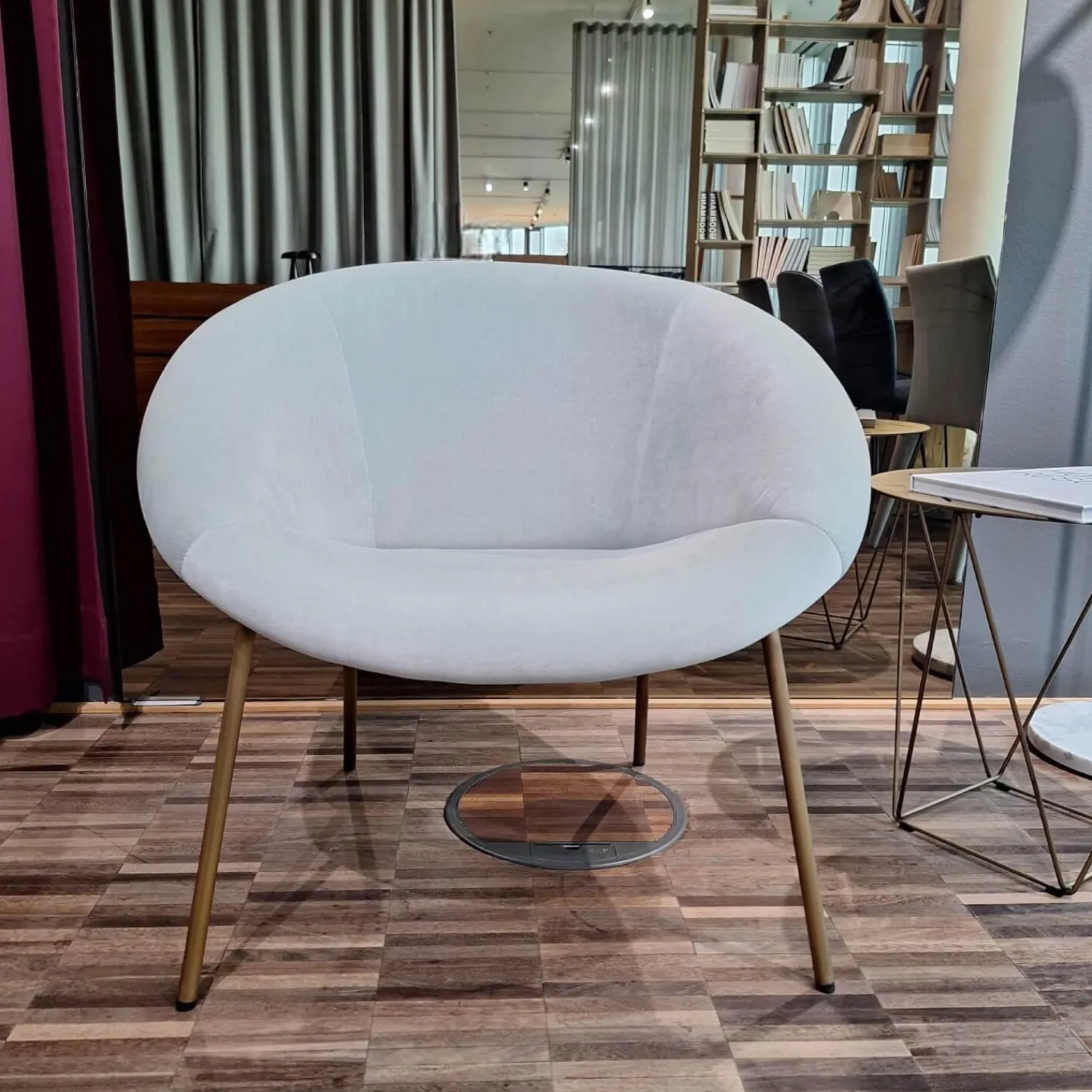 Walter Knoll Einzelstühle|Stuhl Armchair 369 Stoff Harald Jade Grau Gestell Messing