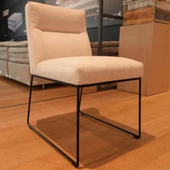 KFF Stuhlsets|Einzelstühle|Stuhl D Fine Bezug Stoff Lisboa 05 Creme Rosa Kufengestell Struktur Schwarz