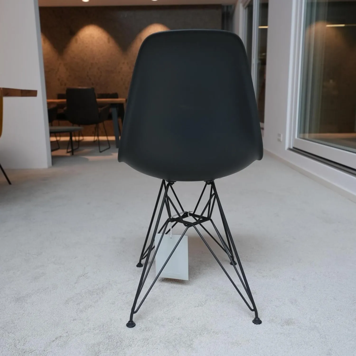 Vitra Einzelstühle|Stuhl Eames Plastic Side Chair DSR Stoff Hopsak Dunkelgrau Drahtgestell Basic Dark