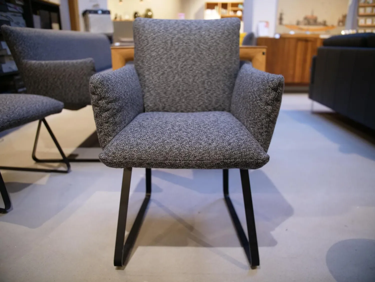 Bielefelder Werkstätten Einzelstühle|Stuhl Heaven Dining Stoff Mara Graphit Grau Gestell Metallkufe Schwarz Mit Armlehne