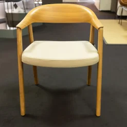 Pedrali Stuhlsets|Einzelstühle|Stuhl Hera Leder PGC Hellgrau Gestell Nussbaum