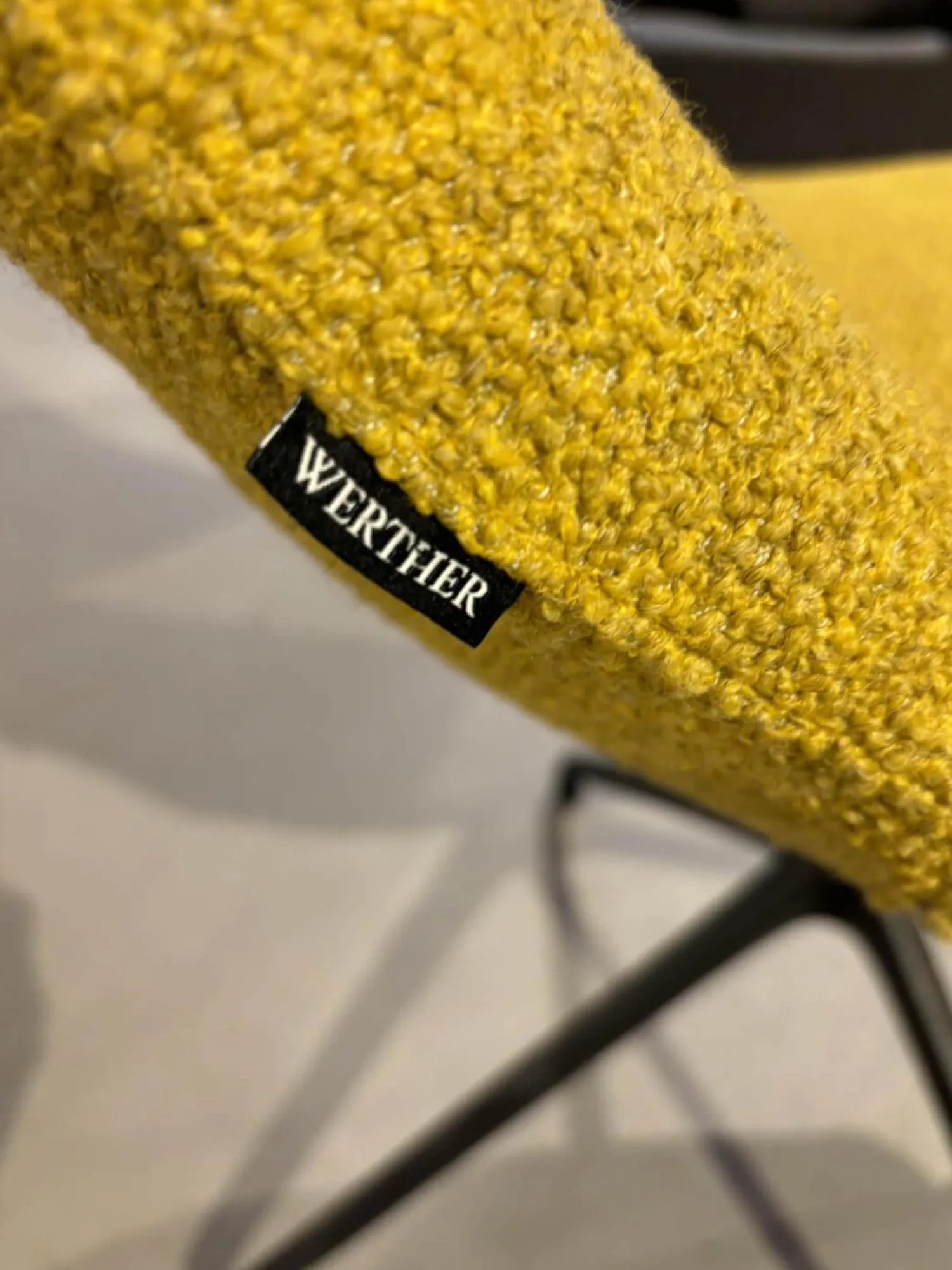 Werther Einzelstühle|Stuhl Jona Stoff Brera U 3280 Gelb Gestell Fußkreuz Schwarz Drehbar