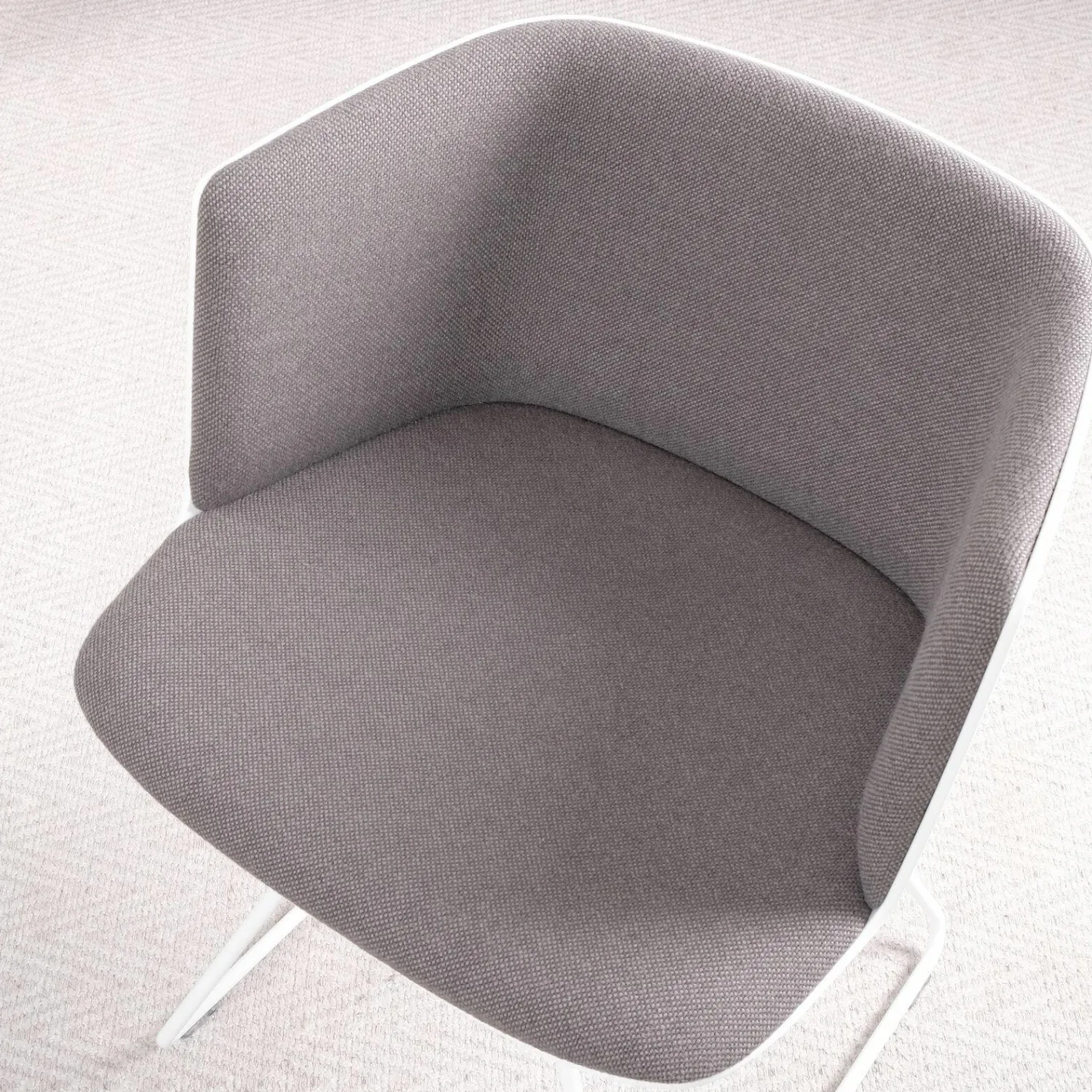 Lapalma Einzelstühle|Stuhl kleiner Sessel Cut Stoff C Hallingdal 65 Grau Gestell Weiß