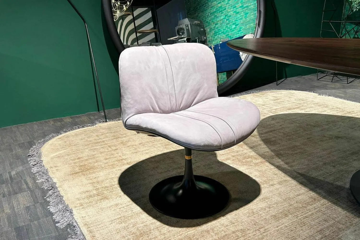 Baxter Einzelstühle|Stuhl Marilyn Leder Kashmir lilas Flieder Grau Gestell Metall Schwarz Lackiert