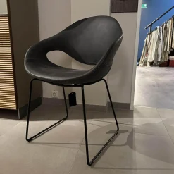 Tonon Einzelstühle|Stuhl Moon Leder Savana 974 Schwarz Grau Gestell 92 Stahl Nero 64 Schwarz