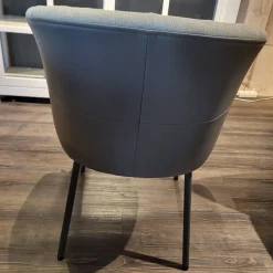 Rolf Benz Einzelstühle|Stuhl Noa 690 Stoff Hell Steingrau Rückschale mit Armteil Leder Mittel Quarzgrau Gestell Umbragrau