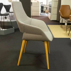 Wilkhahn Einzelstühle|Stuhl Occo Conference Stoff Credo 17 Hellbraun Untergestell Eiche Natur