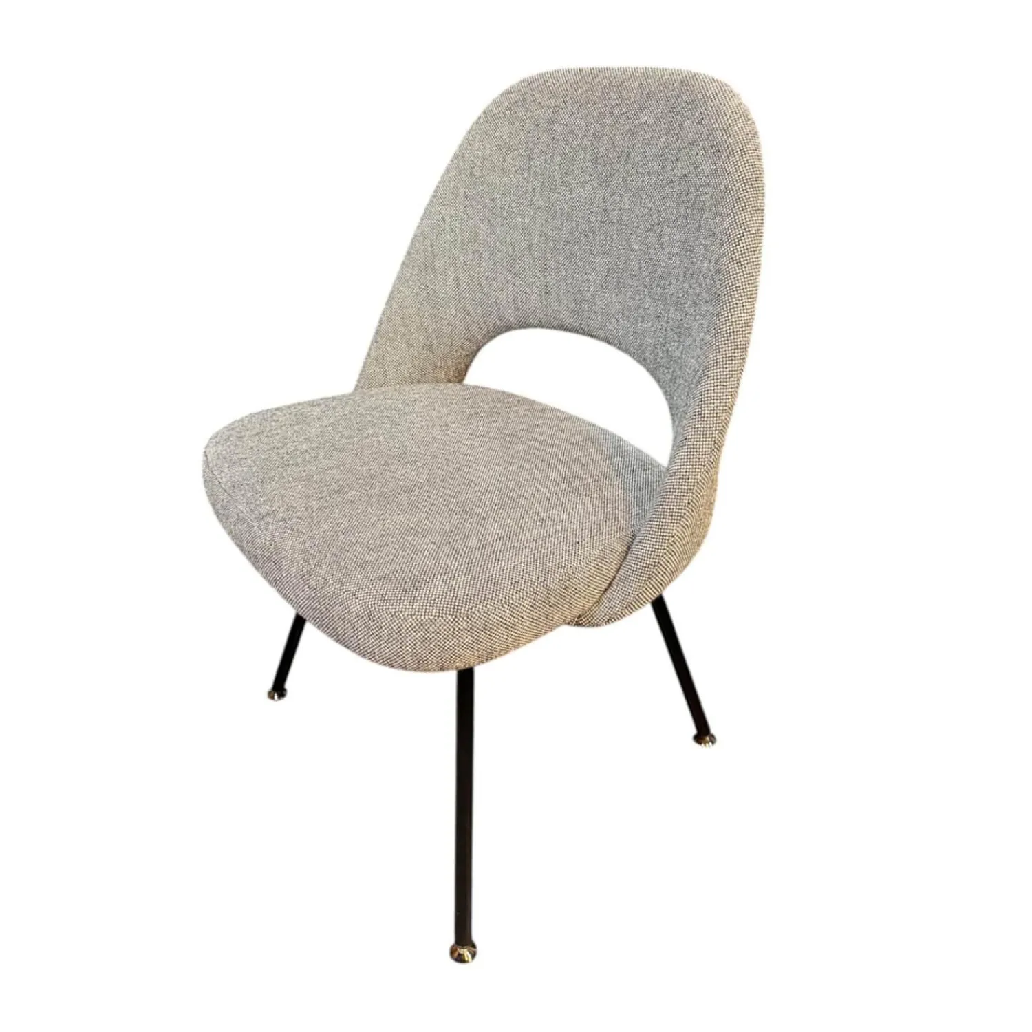 Knoll International Einzelstühle|Stuhl Saarinen Conference Stoff Kvadrat Hallingdal 126 Grau Stahlbeine Schwarz Lackiert