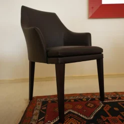 Bielefelder Werkstätten Einzelstühle|Stuhl Saloni Leder Normandie Dunkelbraun Füße Holz Dunkelbraun Mit Armlehnen