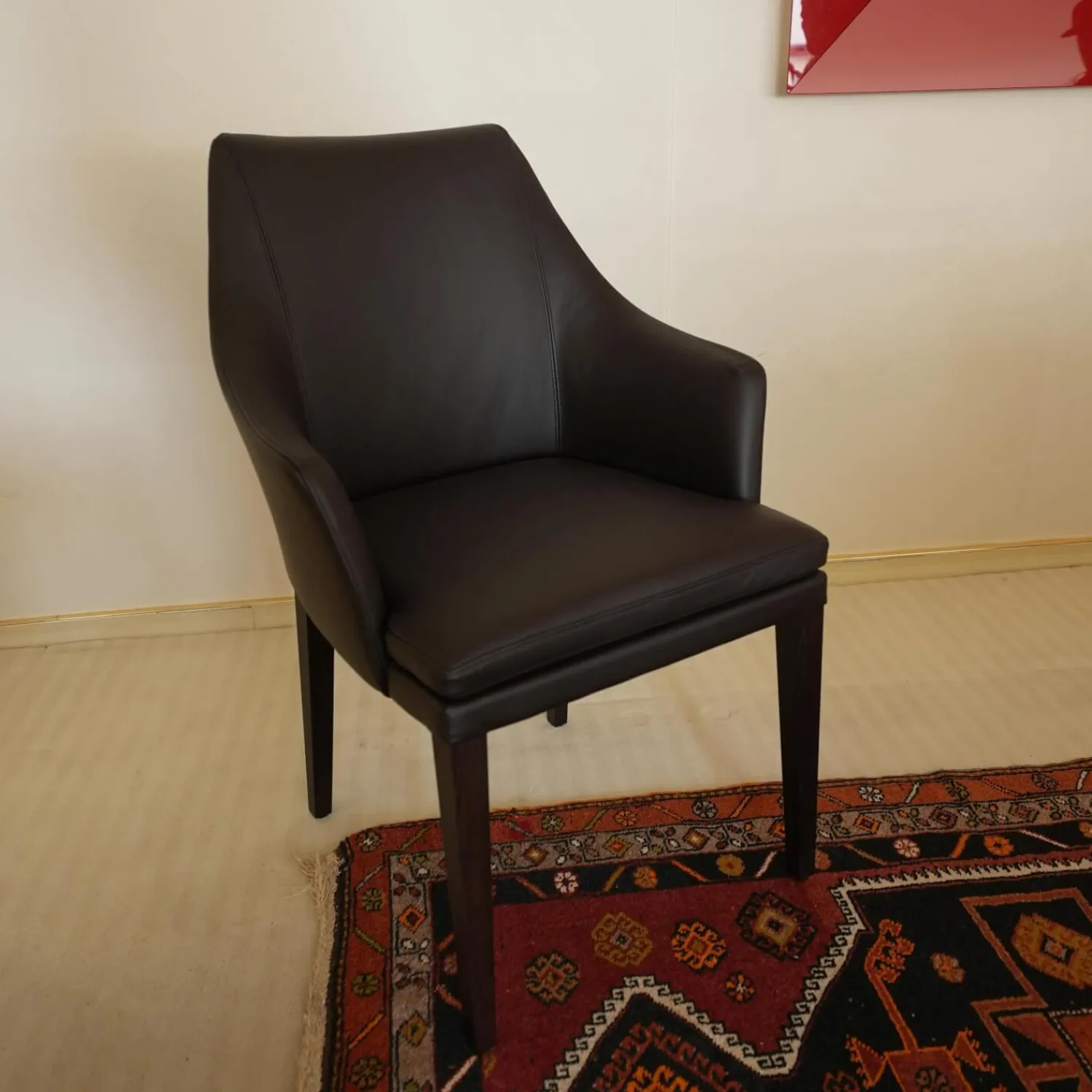 Bielefelder Werkstätten Einzelstühle|Stuhl Saloni Leder Normandie Dunkelbraun Füße Holz Dunkelbraun Mit Armlehnen