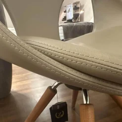 Tonon Einzelstühle|Stuhl UP Chair Leder 7 Beige 4 Fuß Gestell Nussbaum Drehbar