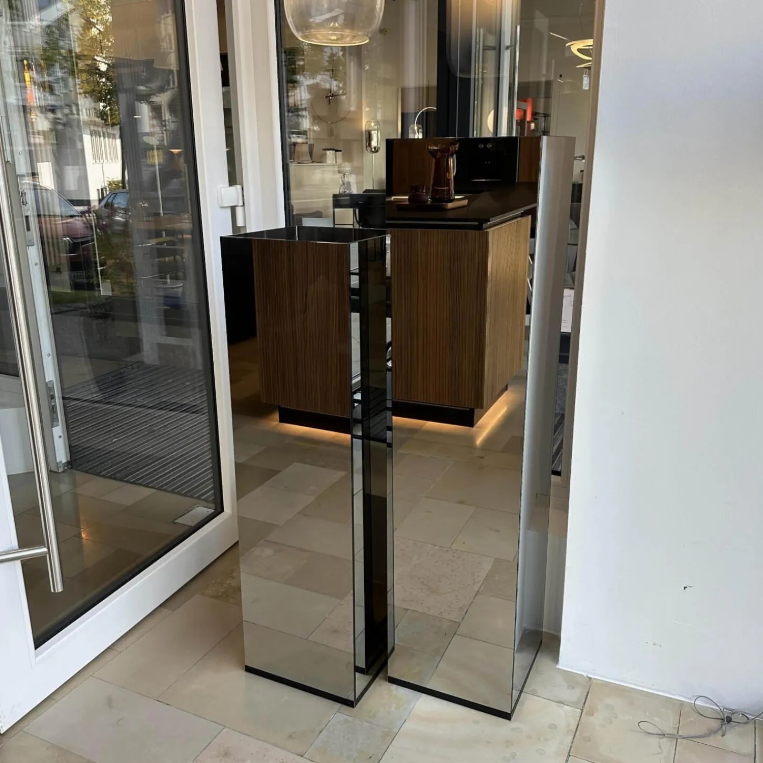 B&B Italia Vitrinen & Highboards|Säule Malou Rauchglas (1 Stück)