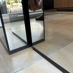 B&B Italia Vitrinen & Highboards|Säule Malou Rauchglas (1 Stück)