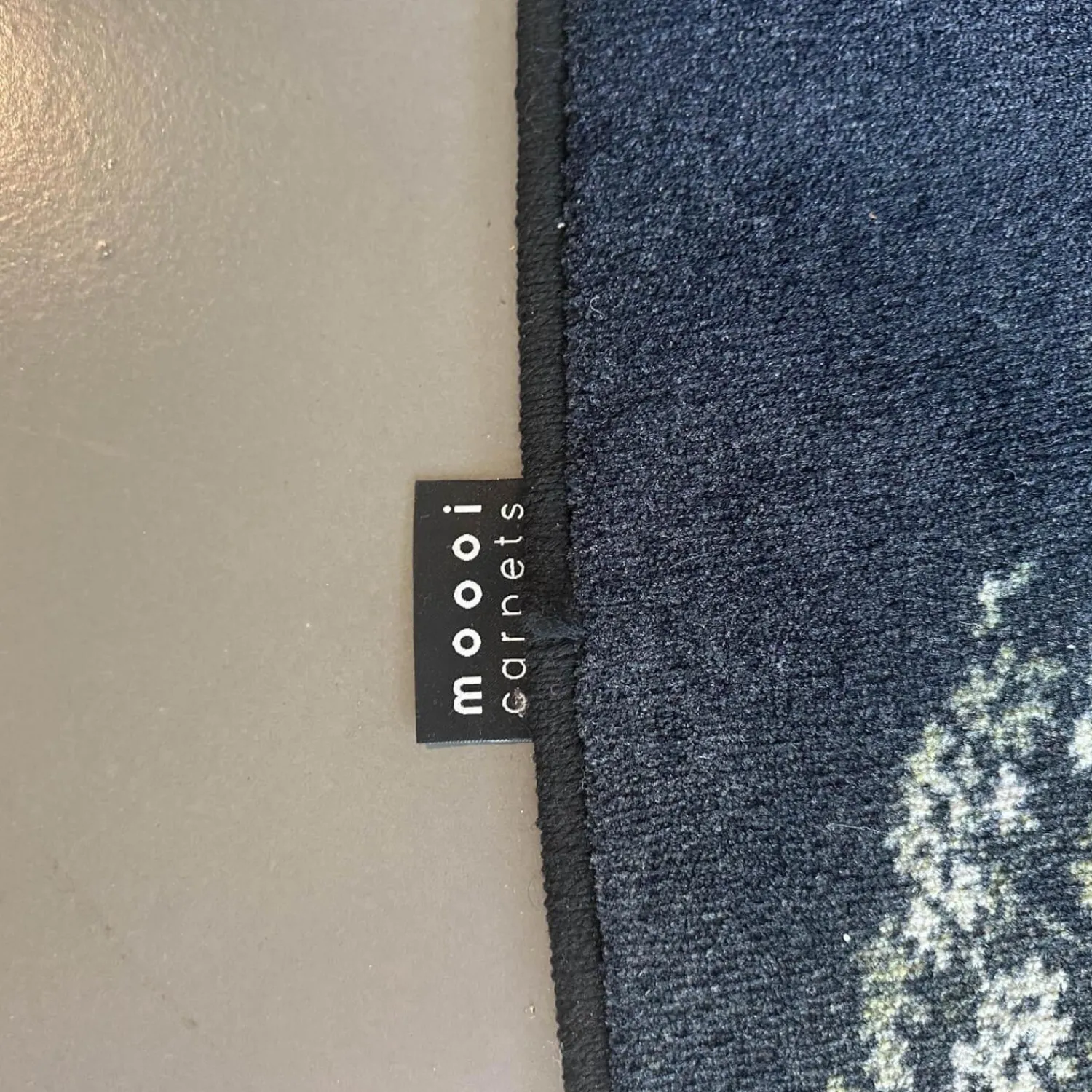 Moooi Teppiche|Teppich Eden Queen Dm 350 100% Polyamid Schwarz Rot Grün Gelb