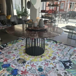 Janua Esstische|Tisch BC 07 Basket Platte Stein Rosso Lepanto Schwarz Rot Streben Tiefschwarz Schwarz Mit Drehteller Lazy Susan