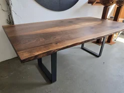 Scholtissek Esstische|Tisch Butterfly Europäischer Nussbaum Äste Mit Harz Ausgegossen Feste Platte Kufen Gerade Schwarz