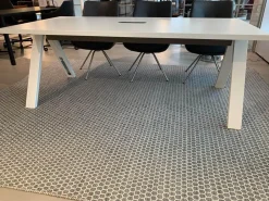 Arper Schreibtische & Sekretäre|Tisch Cross Platte Stahl Weiß Matt Gestell Bianco Opaco