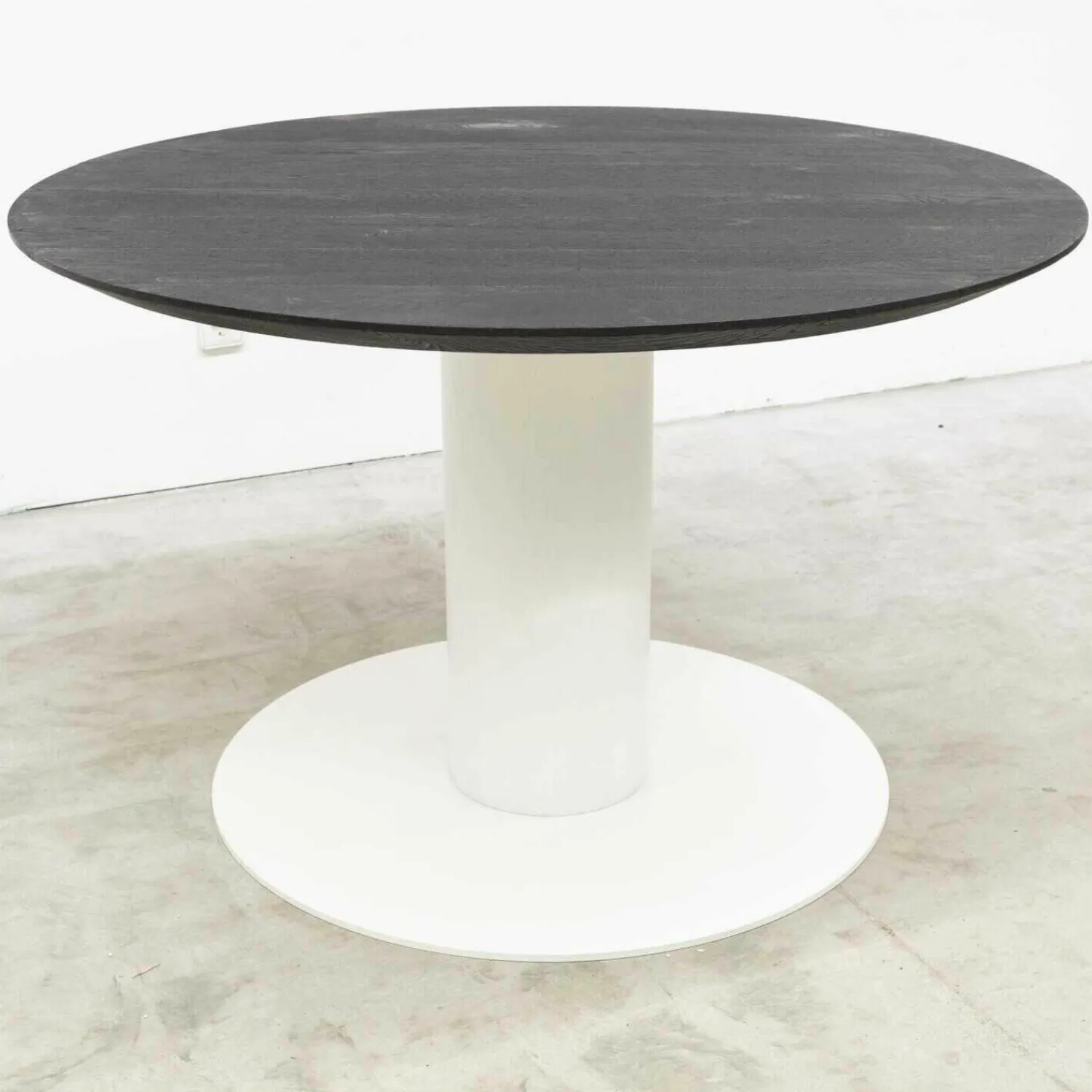 Möbelwerkstätten Buschsieweke Beistelltische|Tisch Eiche Natur Metallsäule Weiß Zierschrammen