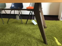 Vitra Esstische|Tisch EM Table Eiche Furnier Natur Gestell Pulverbeschichtet Coffé