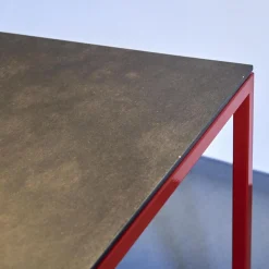 Tecta Esstische|Tisch M 38 Platte Eternit Anthrazit Geölt Gestell Stahlrohr Pulverbeschichtet Rot