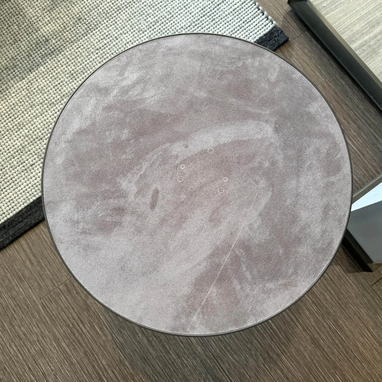 YOMEI Beistelltische|Tisch Minimize Round 480 Mikroleder Braun 04 Pulverlackiert Choco 81