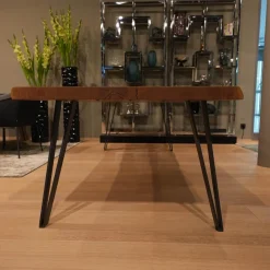 ASCO Esstische|Tisch Nightingale Platte Eiche Massiv Gebürstet Und Geölt Gestell Metallfüße Aus Stahl