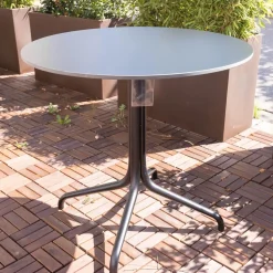 Vitra Gartentische|Tisch Outdoor Belleville Vollkernmaterial Schwarz Gestell Tiefschwarz Vollverzinkt