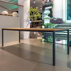 Janua Esstische|Tisch S600 Outdoor Akazie Gebürstet Roh Braun Gestell Edelstahl Pulverbeschichtet Schiefergrau Schwarz