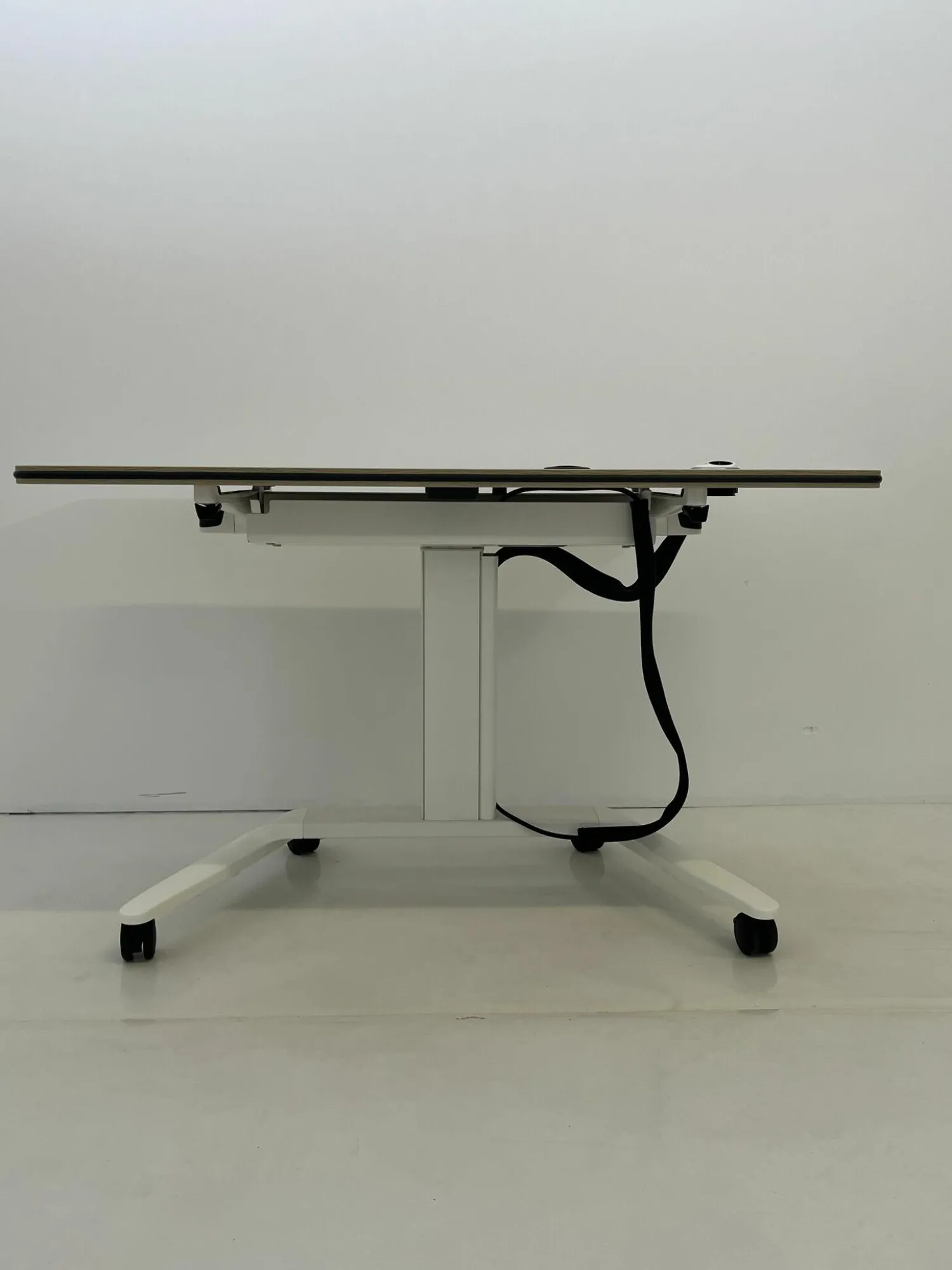 Actiu Schreibtische & Sekretäre|Tisch Talent 500 Malamin Eiche Gestell Weiß Klappbar auf Rollen