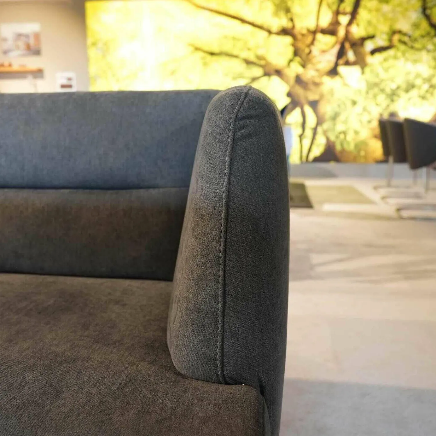 K+W Essgruppen|Tischgruppe Cassia Mit 4 Stühlen Und Bank Wildeiche Bianco Metall Schwarz