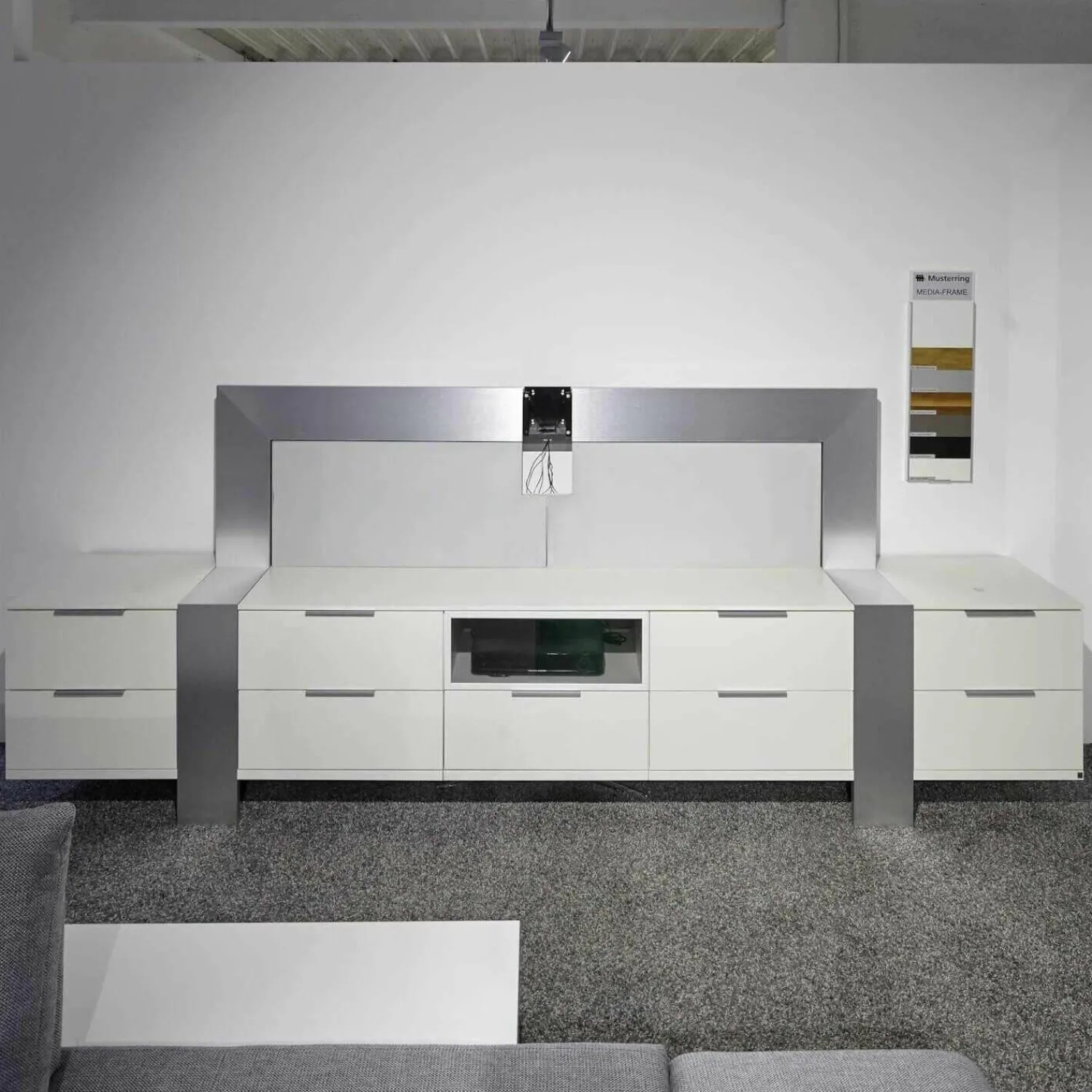 Musterring Wohnwände & Tv-Lowboards|TV-Board MR Media Frame Lack Weiß Aluminium Gebürstet