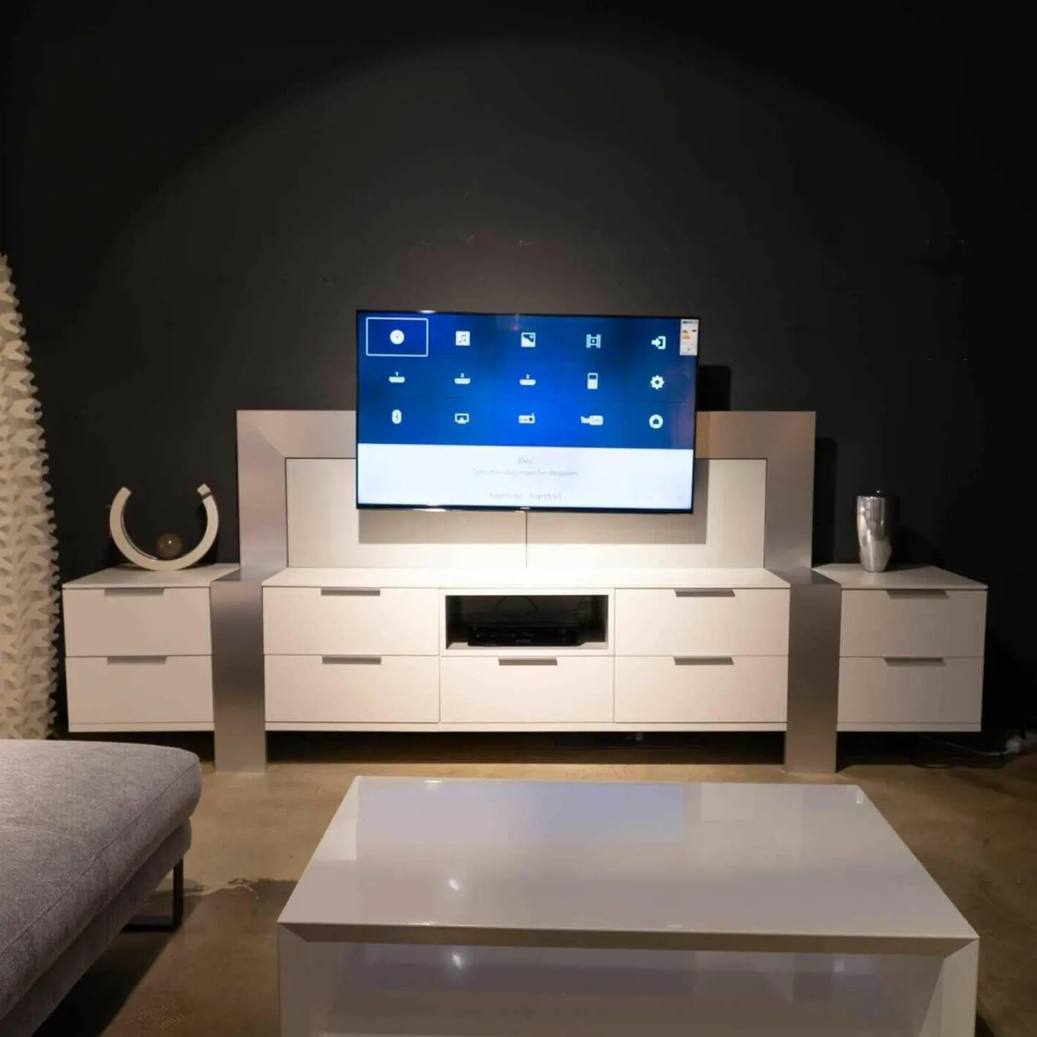 Musterring Wohnwände & Tv-Lowboards|TV-Board MR Media Frame Lack Weiß Paneelrahmen Rahmenblende Aluminum