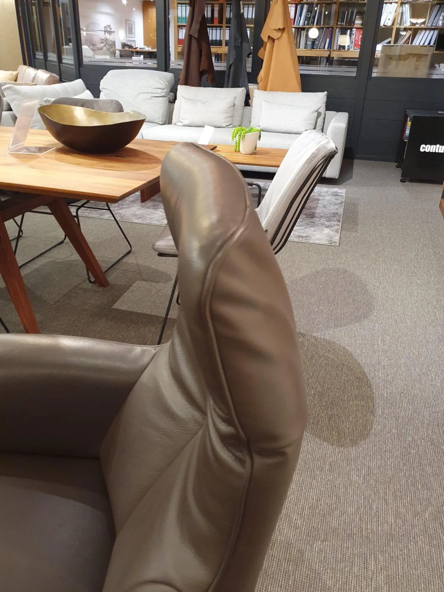 Sitting Vision Relaxsessel|TV-Sessel TW092 Small Leder Semira Chocolate Braun Sternfuß Aluminium Poliert Elektrisch Verstellbar