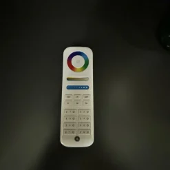 JOOP! Vitrinen & Highboards|Vitirne Gloss Curves Lack Kristallgrau Grau Glastür Schwarz Füße Metall Schwarz