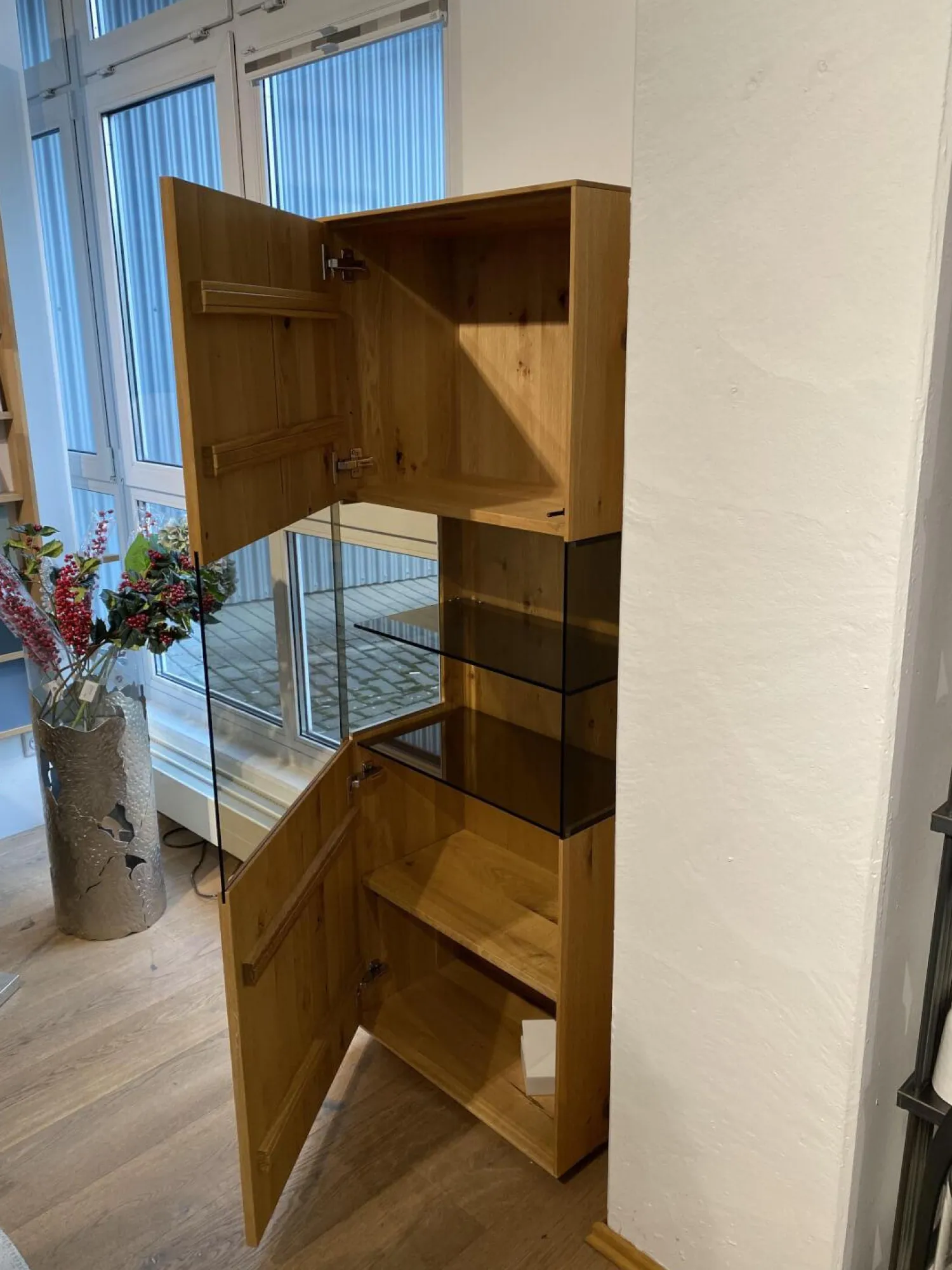 Anrei Vitrinen & Highboards|Vitrine 750 Asteiche Gebürstet Natur Geölt Mit Glaseinlage Inklusive LED Beleuchtung